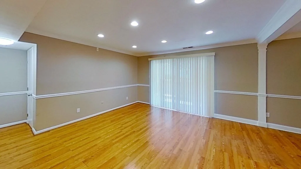 2 bed, 1 bath apartment for rent at 26 Beacon Unit 28B, Burlington — photo 2 of 10