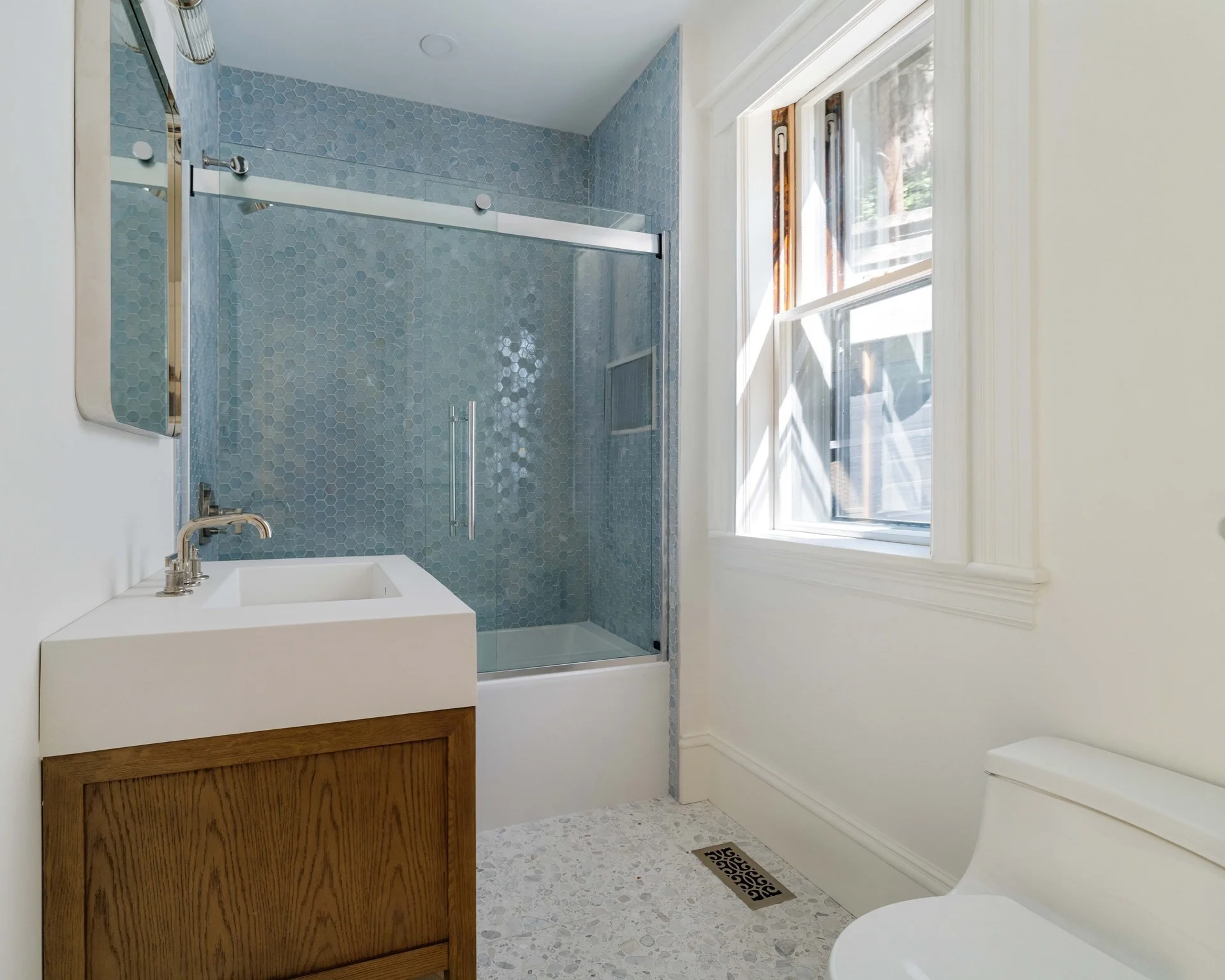 3 bed, 2 bath apartment for rent at 26 Beals Unit 1, Coolidge Corner — photo 17 of 27