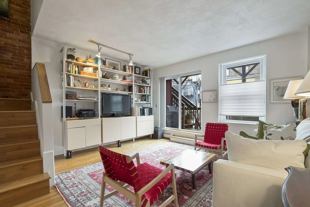 2 bed, 1 bath apartment for rent at 26 Bigelow St Unit A, Central Square — photo 7 of 20