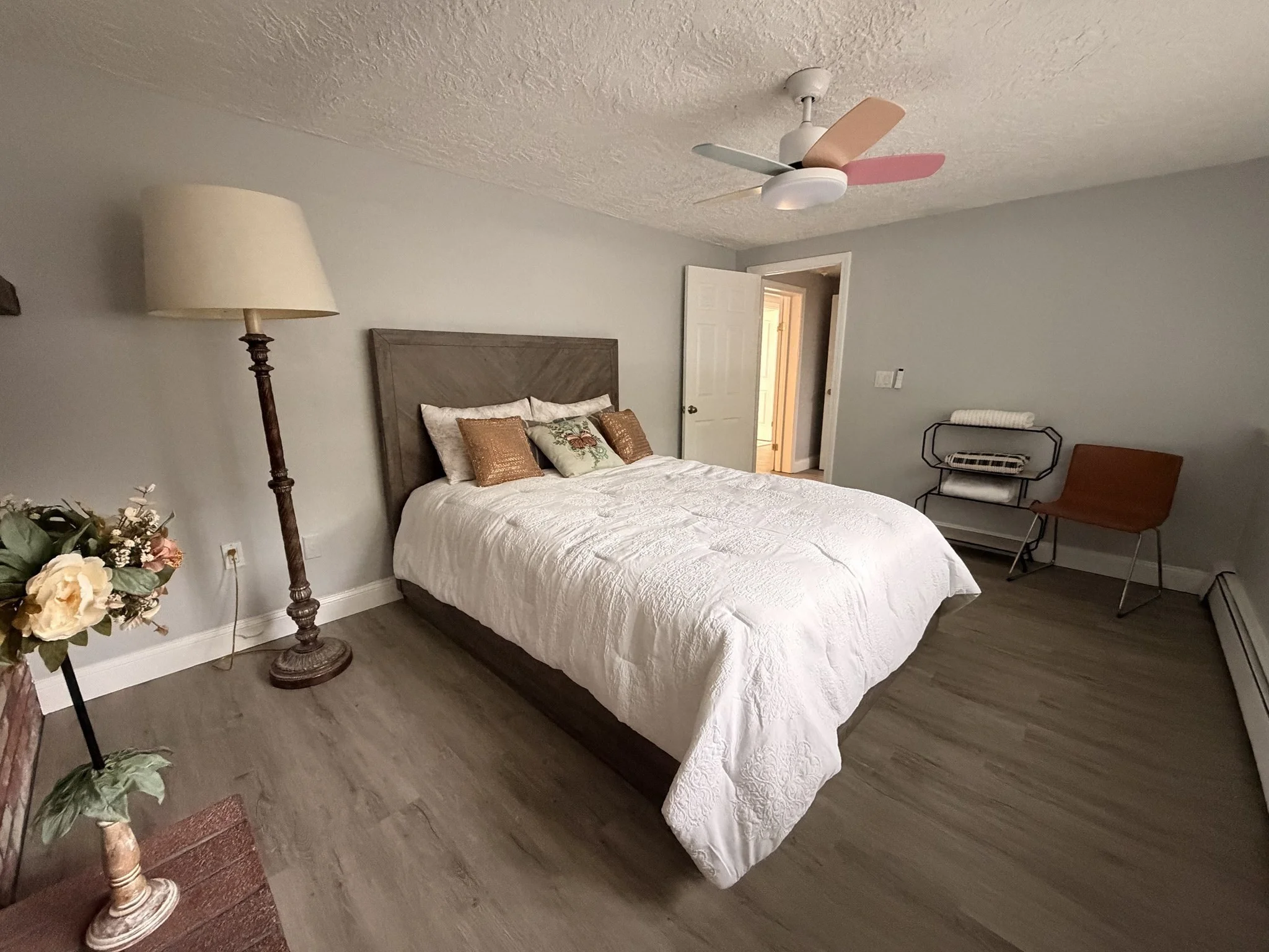 2 bed, 1 bath apartment for rent at 26 Birch St Unit 2, Dedham — photo 5 of 9