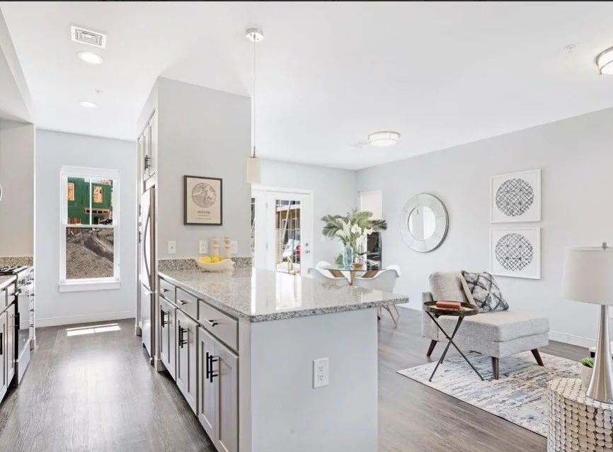 2 bed, 1 bath apartment for rent at 26 Blue Jay Circle Unit Unit 1, Mattapan — photo 3 of 6
