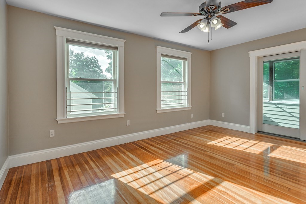 3 bed, 2 bath apartment for rent at 26 Boylston Rd Unit 2, Newton Highlands — photo 6 of 23