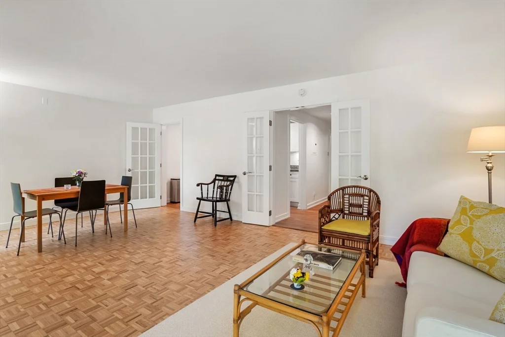 1 bed, 1 bath apartment for rent at 26 Bradbury St Unit B, Cambridge — photo 6 of 15