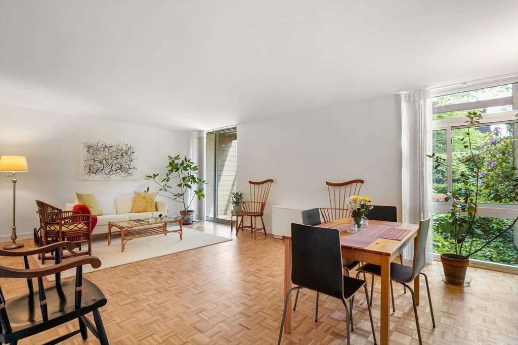 1 bed, 1 bath apartment for rent at 26 Bradbury St Unit B, Cambridge — photo 4 of 15