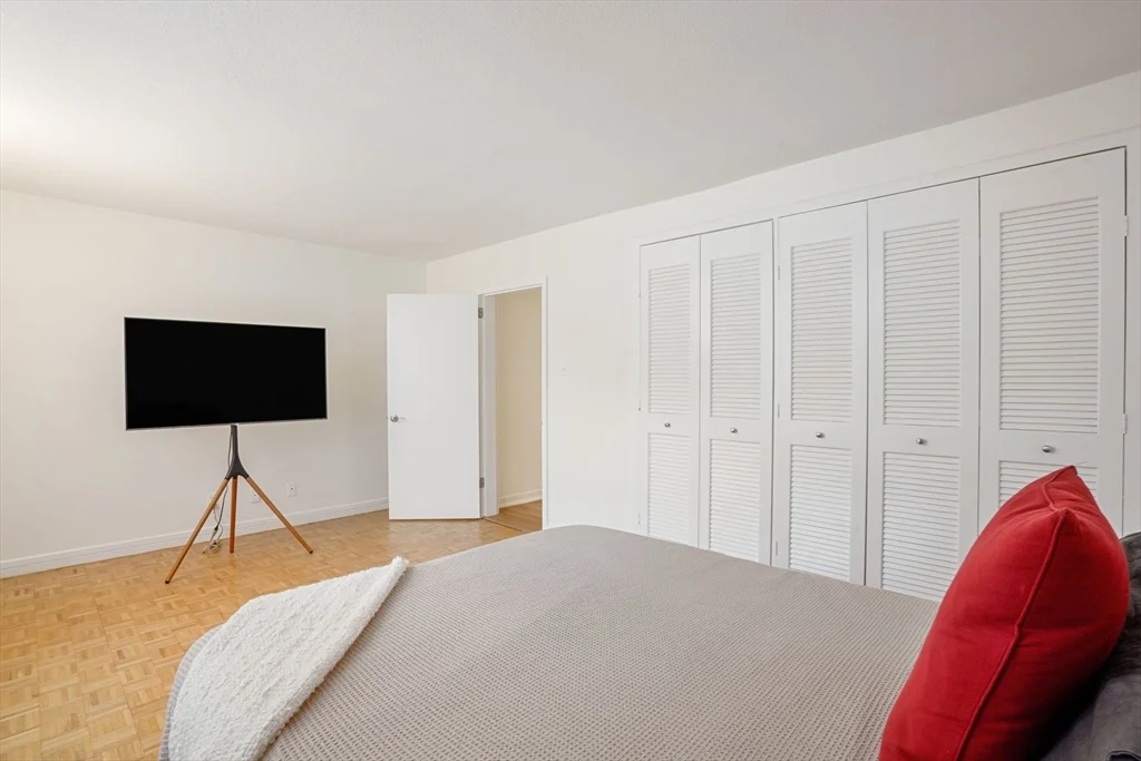 1 bed, 1 bath apartment for rent at 26 Bradbury St Unit B, Cambridge — photo 12 of 15