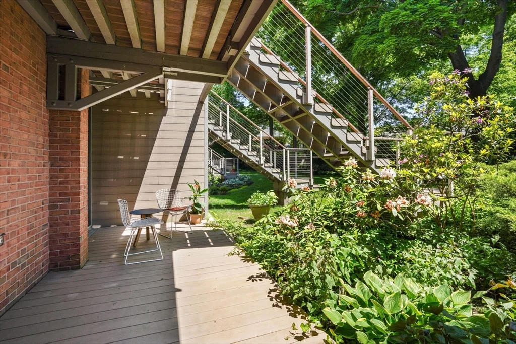 1 bed, 1 bath apartment for rent at 26 Bradbury St Unit B, Cambridge — photo 13 of 15