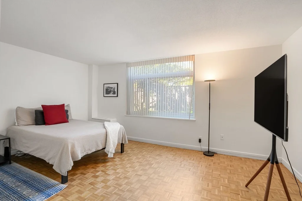 1 bed, 1 bath apartment for rent at 26 Bradbury St Unit B, Cambridge — photo 11 of 15