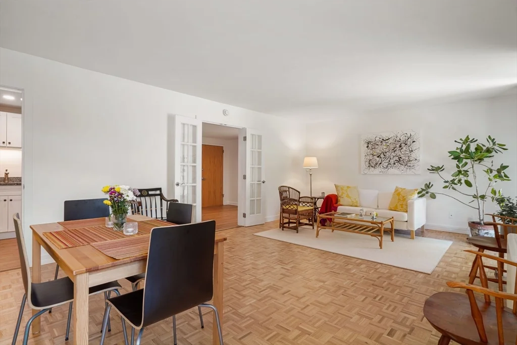 1 bed, 1 bath apartment for rent at 26 Bradbury St Unit B, Cambridge — photo 5 of 15