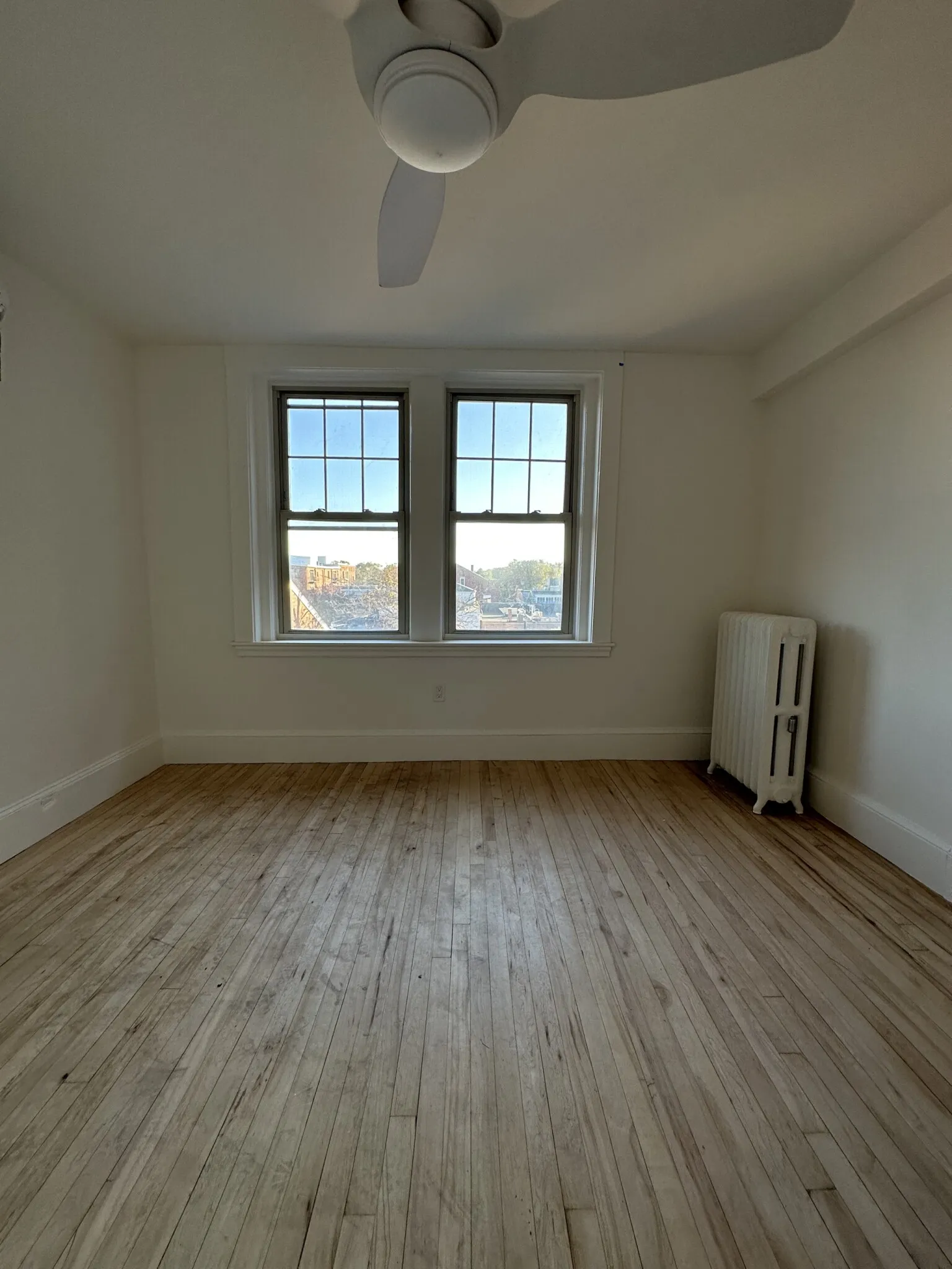 2 bed, 1 bath apartment for rent at 26 Bradlee Unit 403, West Medford — photo 4 of 5
