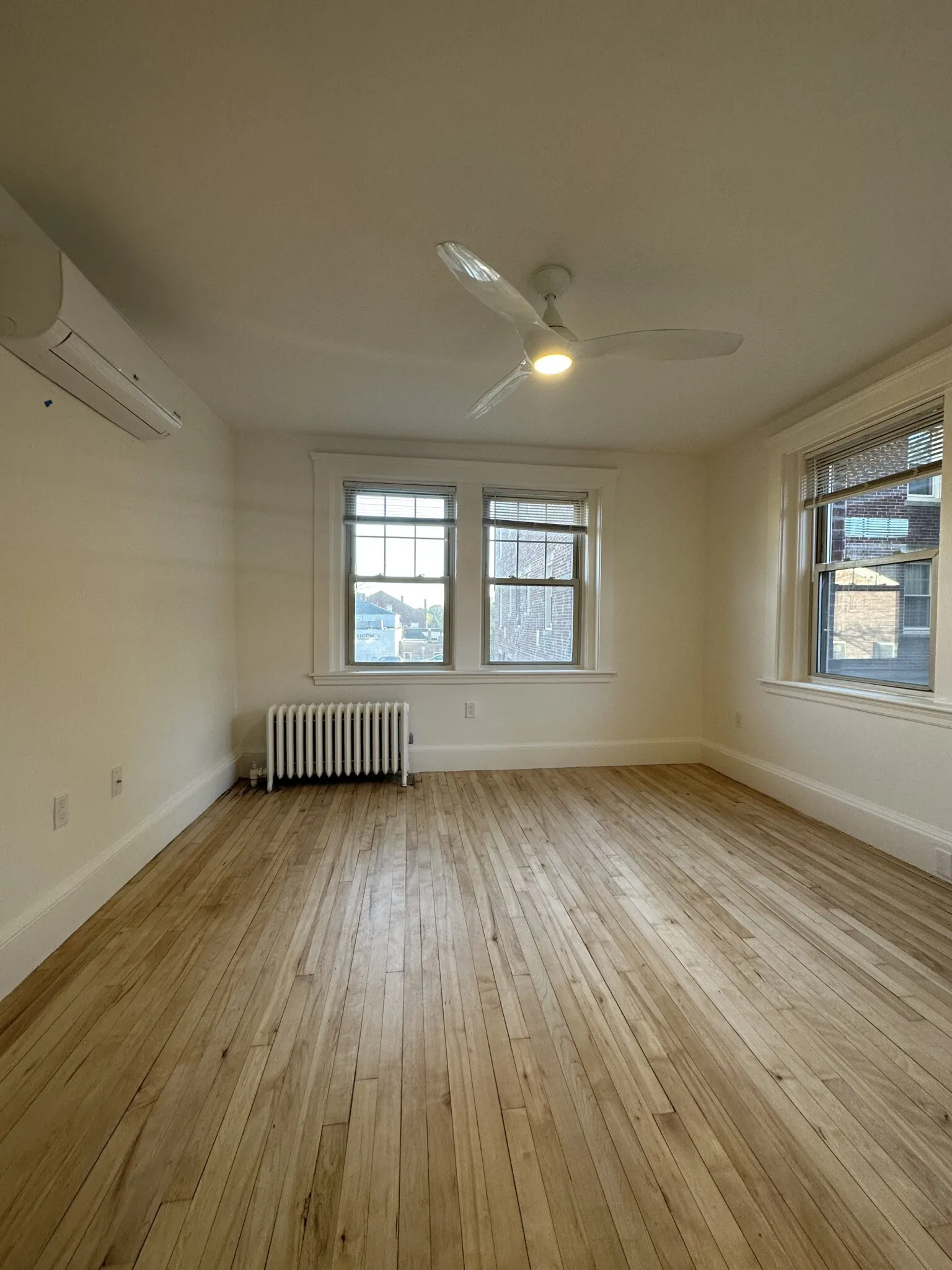2 bed, 1 bath apartment for rent at 26 Bradlee Unit 403, West Medford — photo 2 of 5