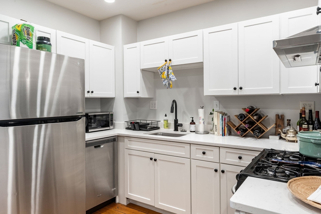 2 bed, 1 bath apartment for rent at 26 Bremen Unit 1, East Boston — photo 5 of 15