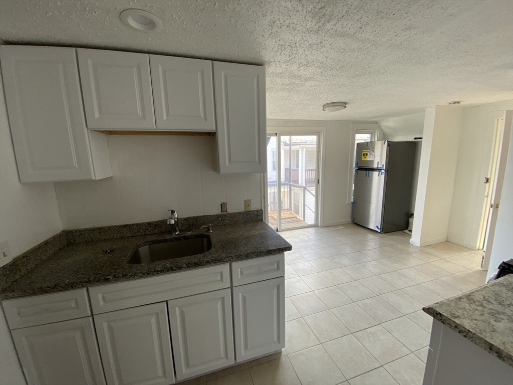 3 bed, 2 bath apartment for rent at 26 Brook St Unit 26, Wollaston — photo 3 of 10