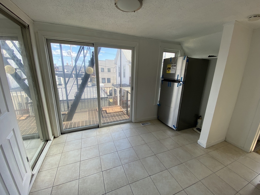 3 bed, 2 bath apartment for rent at 26 Brook St Unit 26, Wollaston — photo 4 of 10