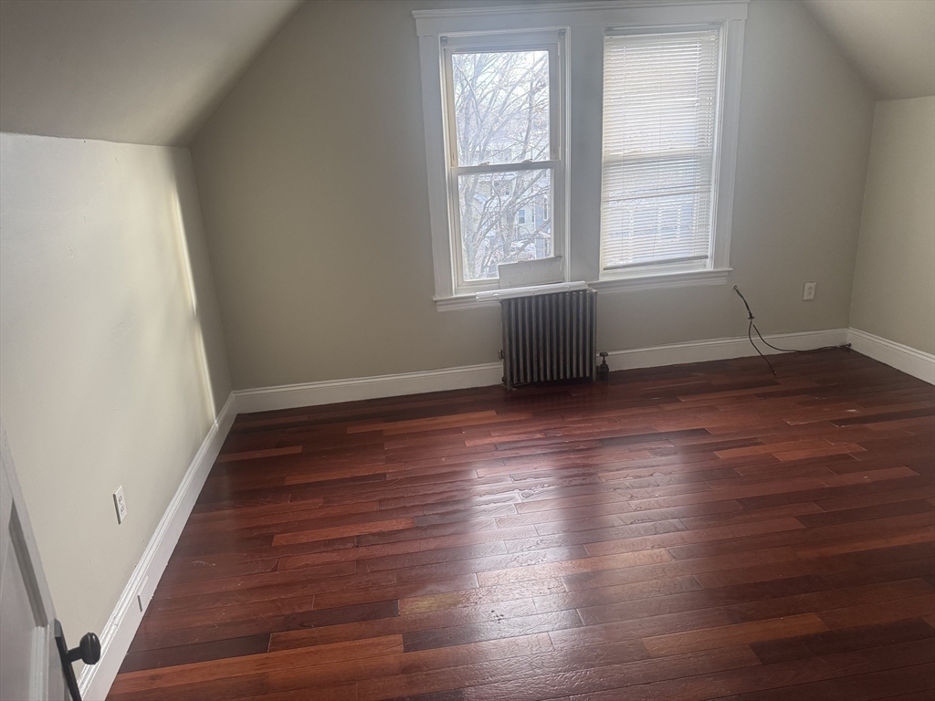 3 bed, 1 bath apartment for rent at 26 Brookview St Unit 2, Dorchester — photo 10 of 13