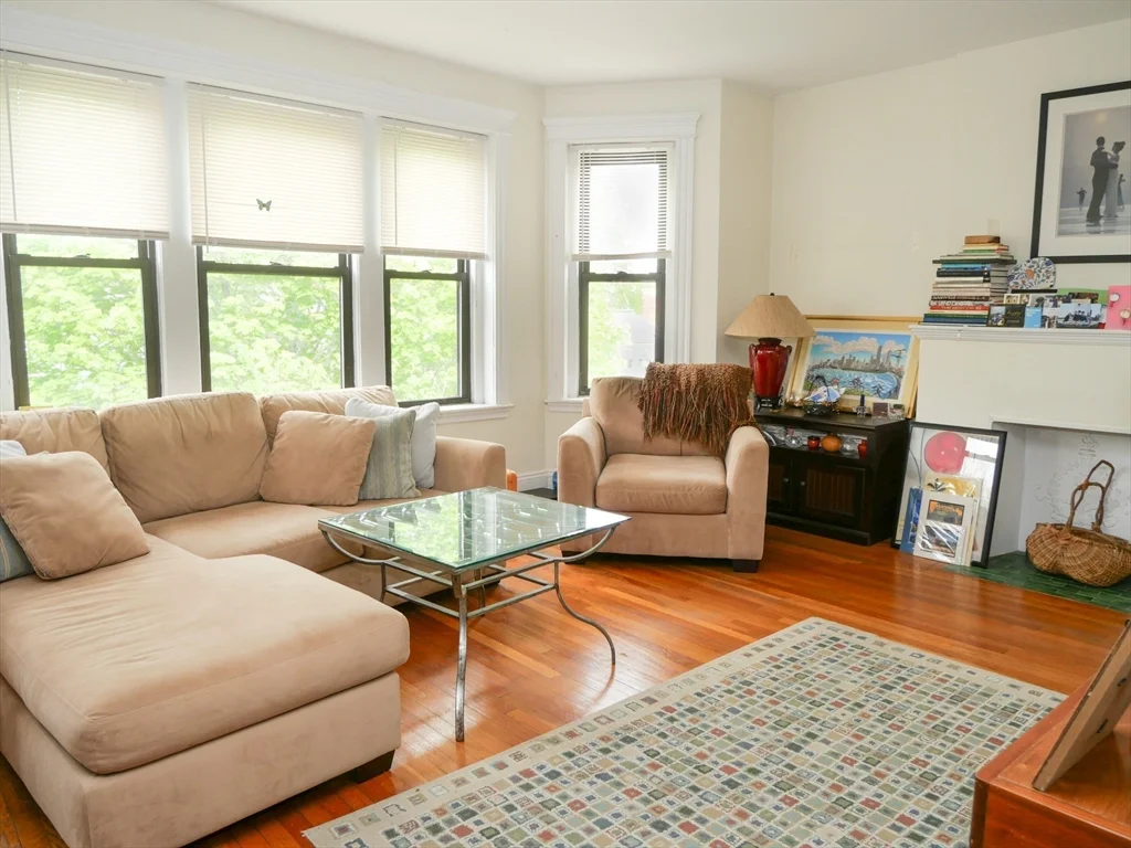 1 bed, 1 bath apartment for rent at 26 Browne Unit 1, Coolidge Corner — photo 6 of 8