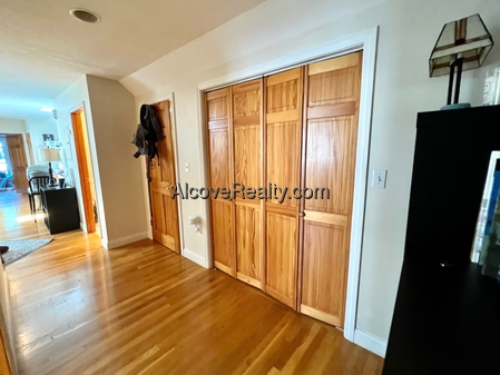 2 bed, 1 bath apartment for rent at 26 Burnham St Unit 3, Tufts — photo 2 of 14