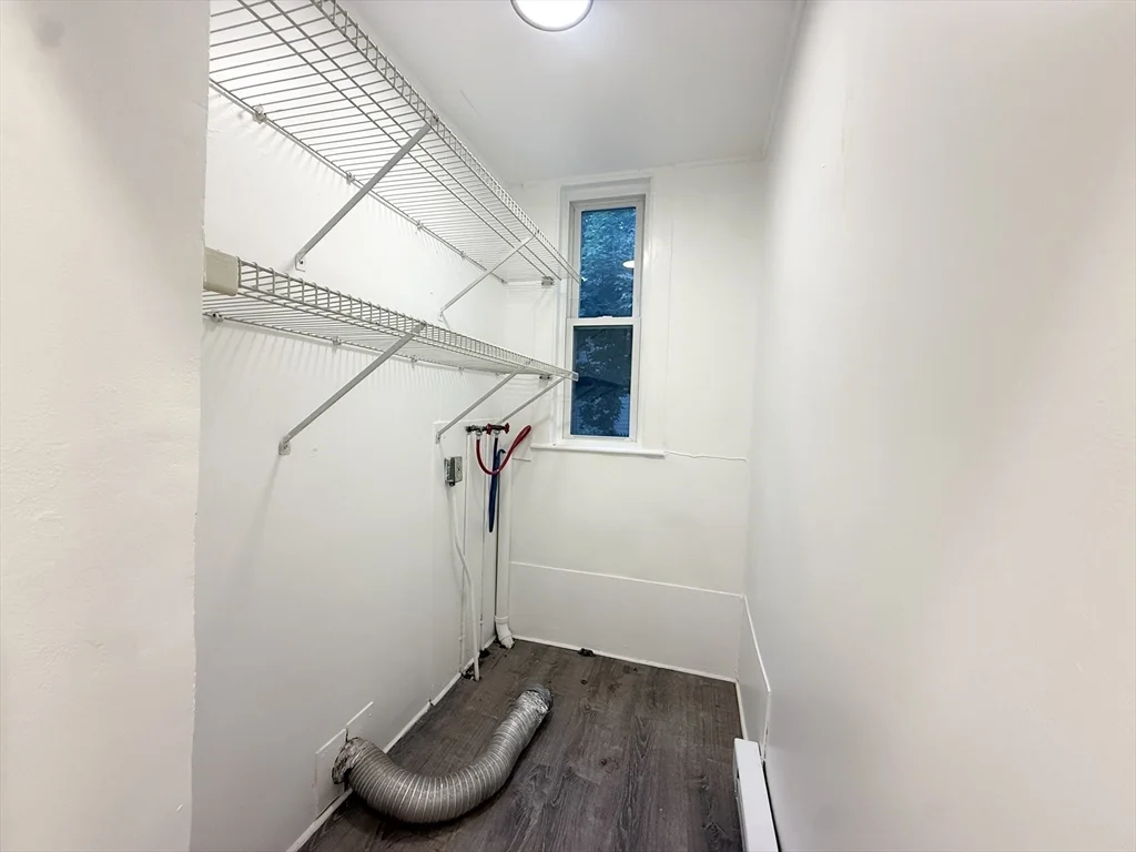 1 bed, 1 bath apartment for rent at 26 Callender St Unit 26, Riverside — photo 9 of 9
