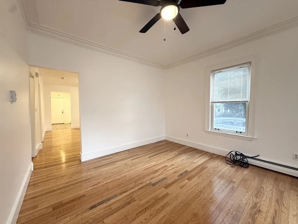 1 bed, 1 bath apartment for rent at 26 Callender St Unit 26, Riverside — photo 4 of 9