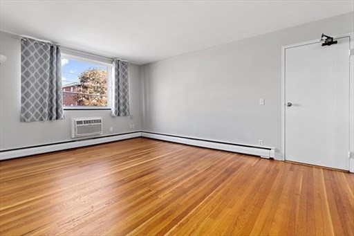 2 bed, 1 bath apartment for rent at 26 Carey Ave Unit 5, Watertown — photo 3 of 7