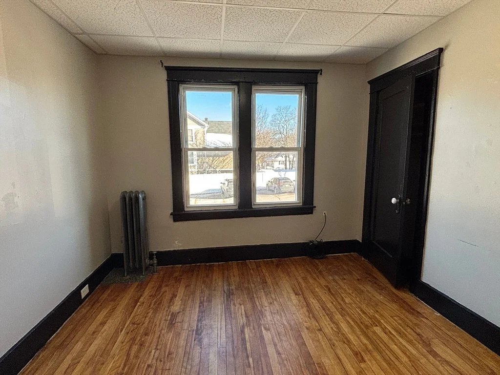3 bed, 1 bath apartment for rent at 26 Catharine St Unit 4, Worcester — photo 22 of 33