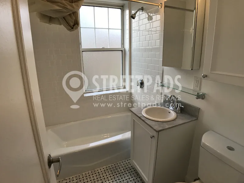 2 bed, 1 bath apartment for rent at 26 Chauncy St Unit 1, Neighborhood Nine — photo 10 of 20