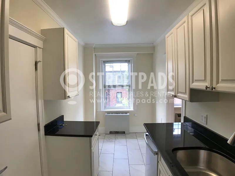 2 bed, 1 bath apartment for rent at 26 Chauncy St Unit 1, Neighborhood Nine — photo 3 of 20