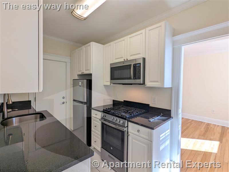 1 bed, 1 bath apartment for rent at 26 Chauncy St Unit 8, Harvard Square — photo 7 of 8