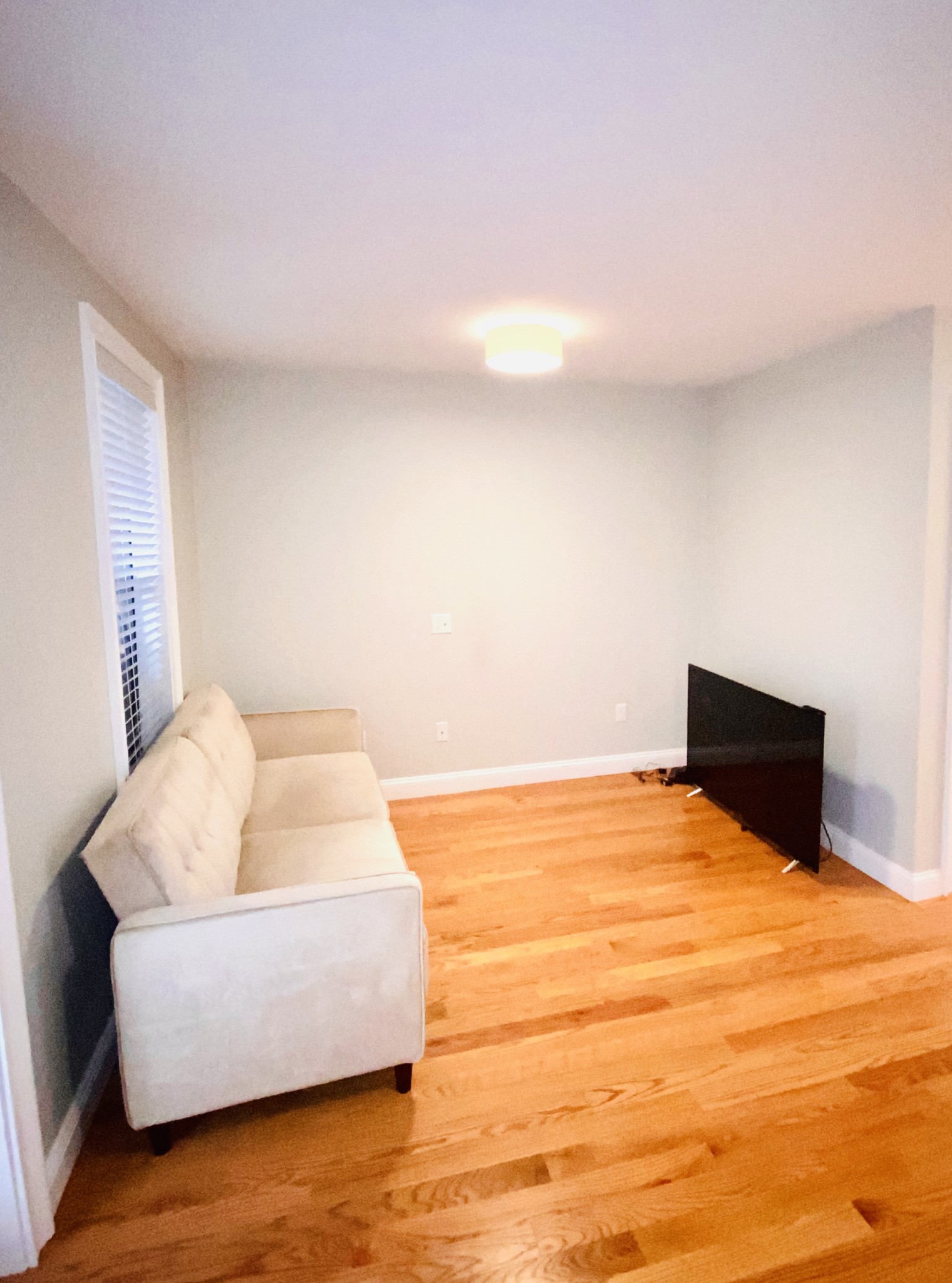 1 bed, 1 bath apartment for rent at 26 Chelsea St Unit 1A, East Boston — photo 3 of 4