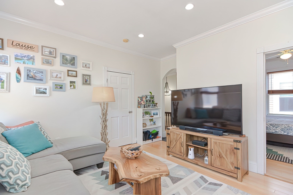 3 bed, 1 bath apartment for rent at 26 Chestnut Ave Unit 3, Jamaica Plain