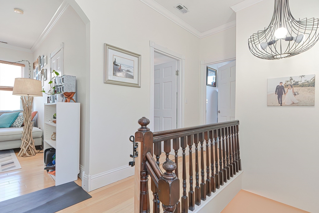 3 bed, 1 bath apartment for rent at 26 Chestnut Ave Unit 3, Jamaica Plain — photo 14 of 16