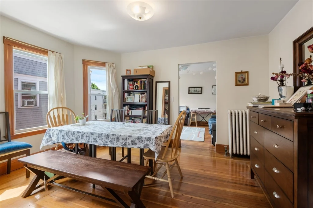 3 bed, 1 bath apartment for rent at 26 Chilton St Unit 3, West Cambridge — photo 9 of 17