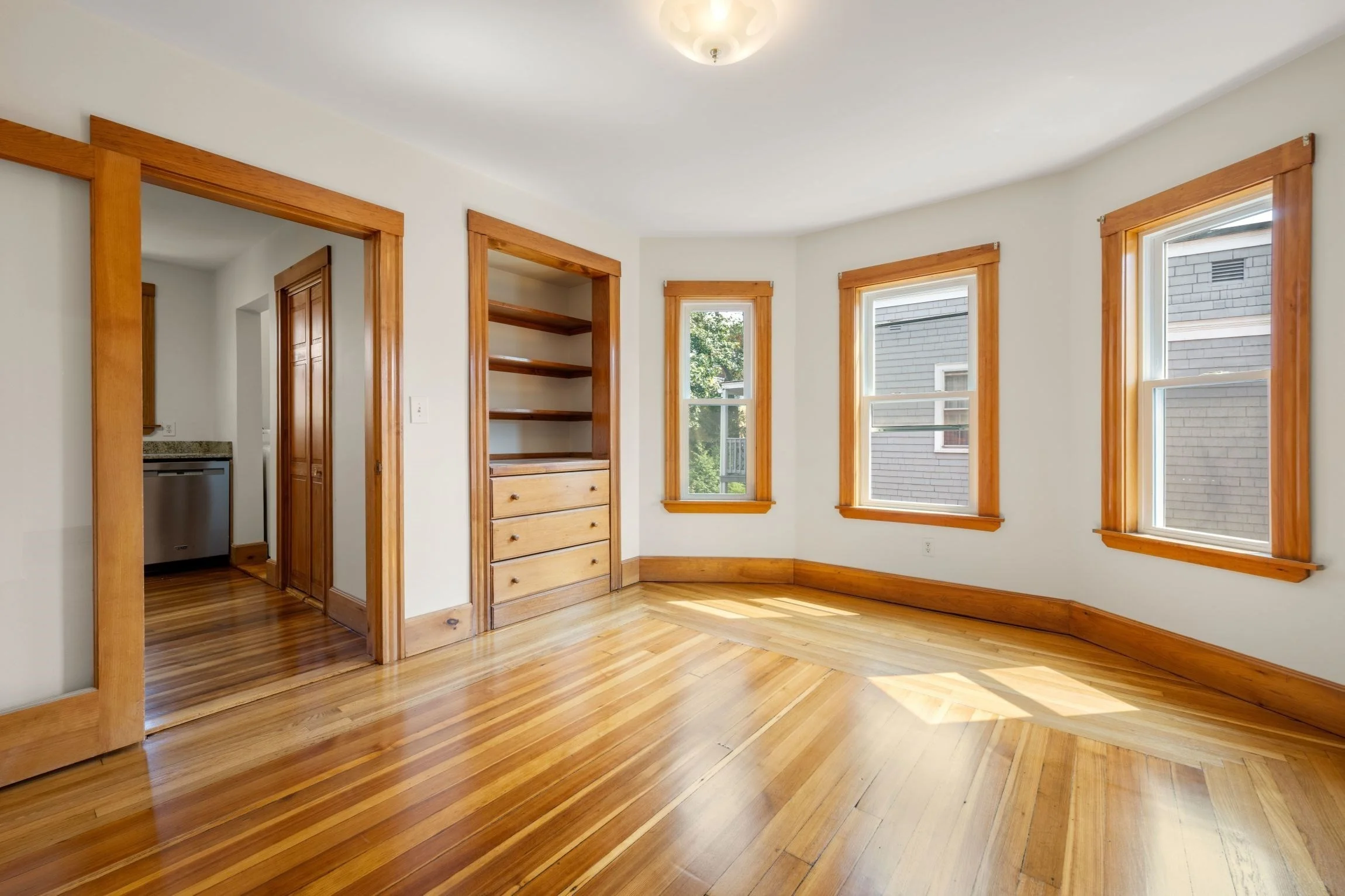 3 bed, 1 bath apartment for rent at 26 Chilton St Unit 3, West Cambridge — photo 1 of 23