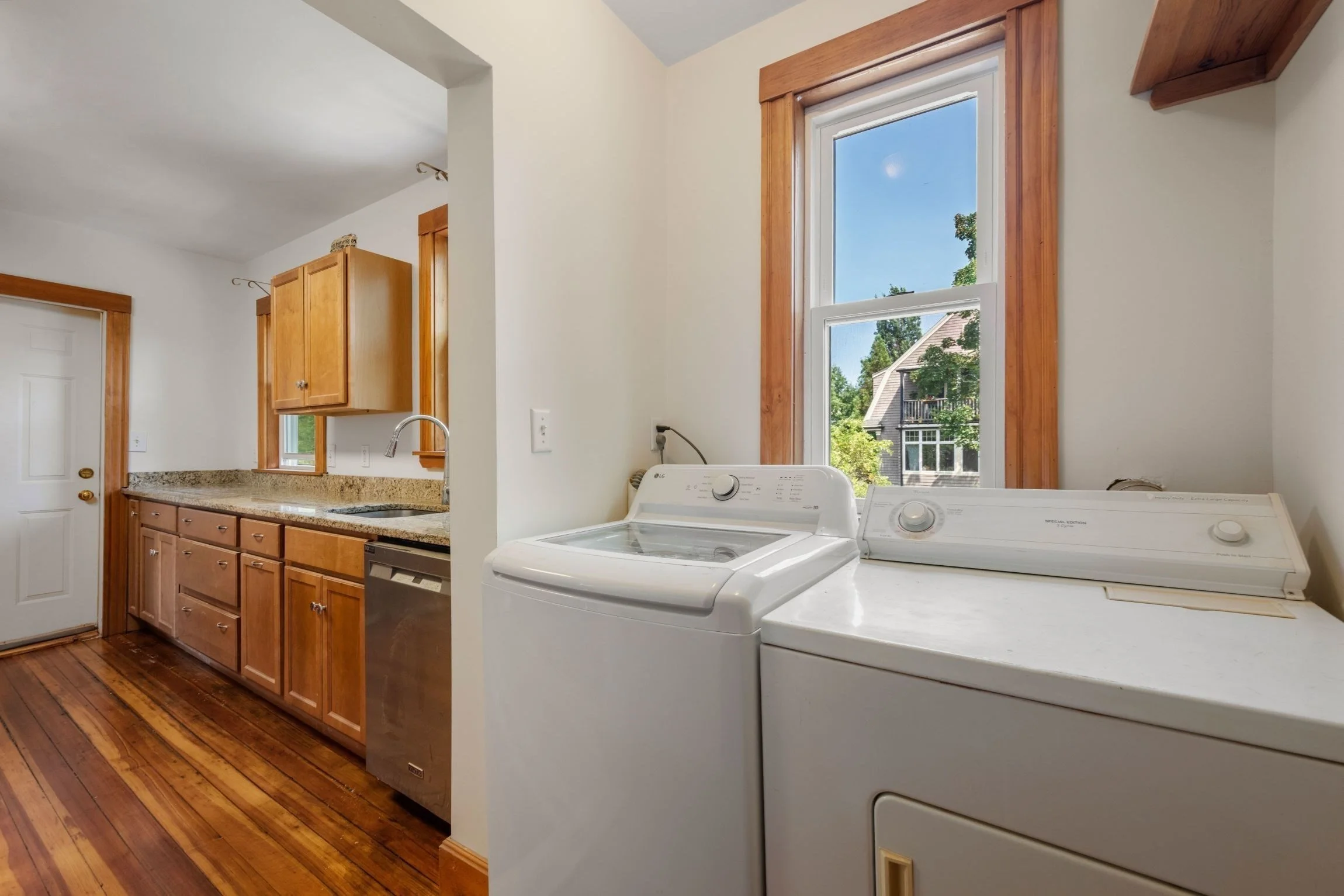 3 bed, 1 bath apartment for rent at 26 Chilton St Unit 3, West Cambridge — photo 9 of 23