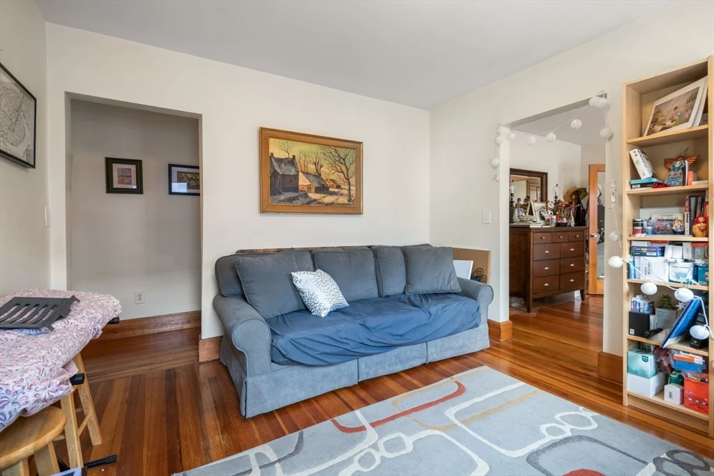 3 bed, 1 bath apartment for rent at 26 Chilton St Unit 3, West Cambridge — photo 6 of 17
