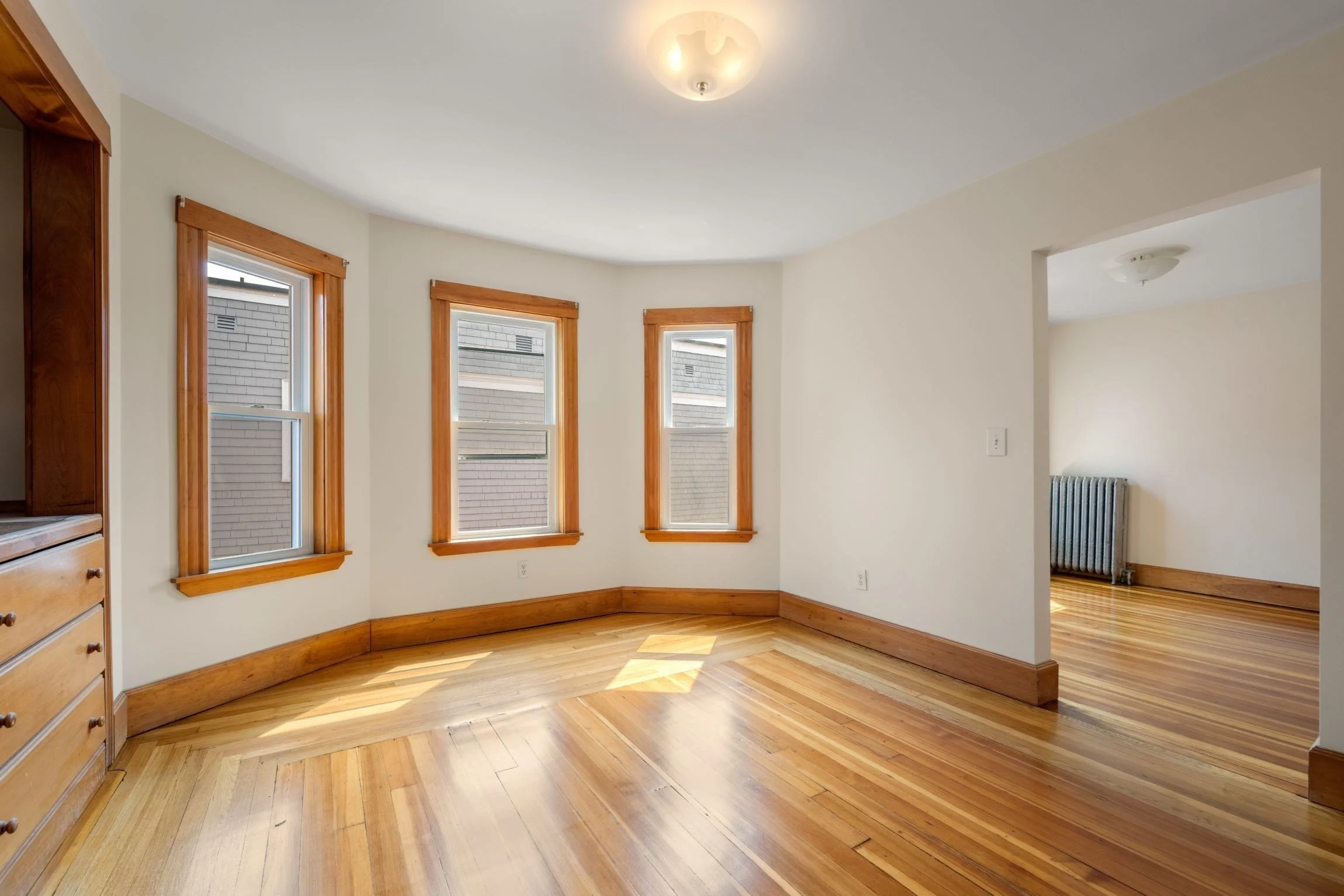 3 bed, 1 bath apartment for rent at 26 Chilton St Unit 3, West Cambridge — photo 2 of 23