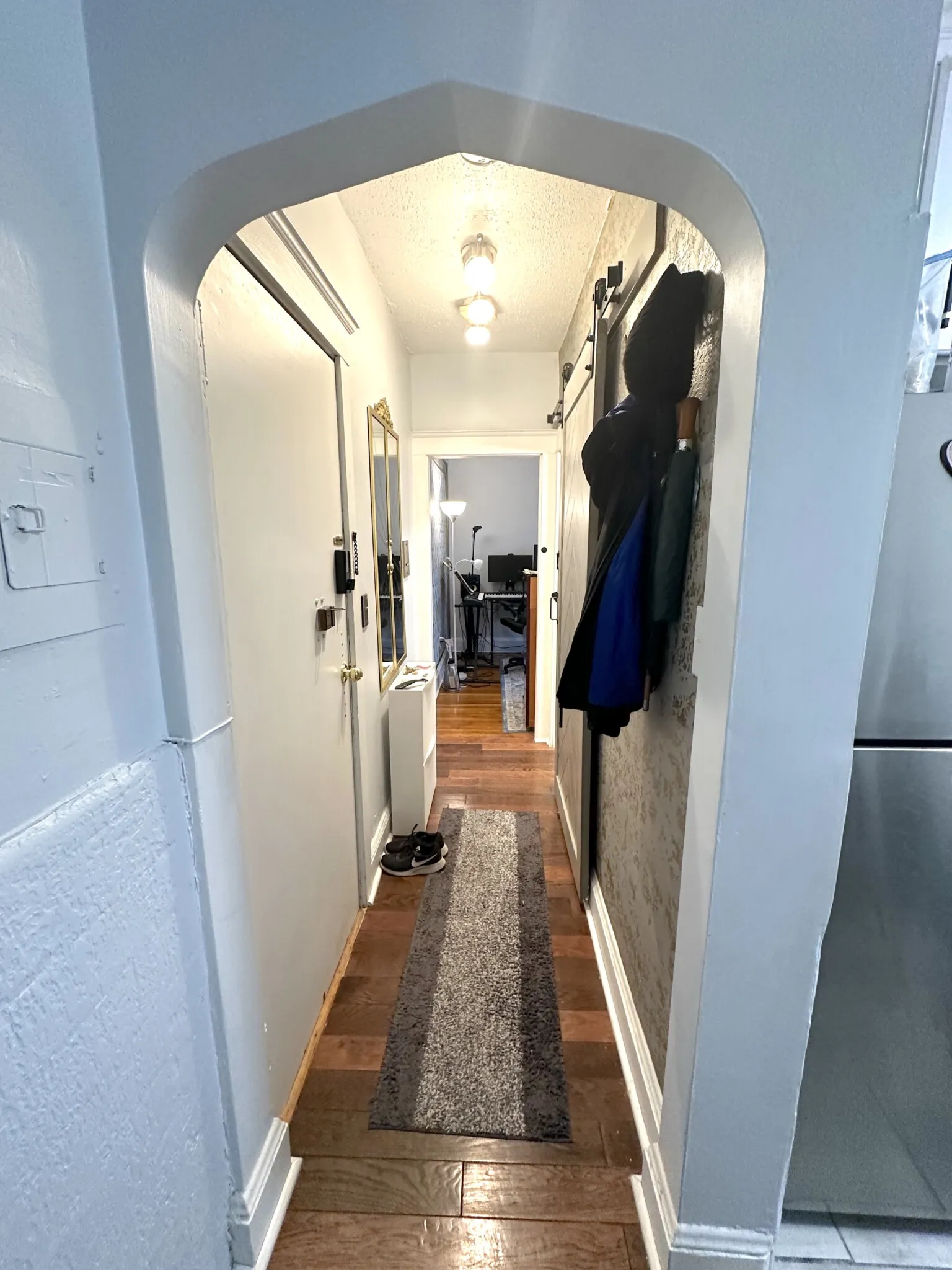 1 bed, 1 bath apartment for rent at 26 Chiswick Rd Unit 18, Brighton — photo 5 of 20