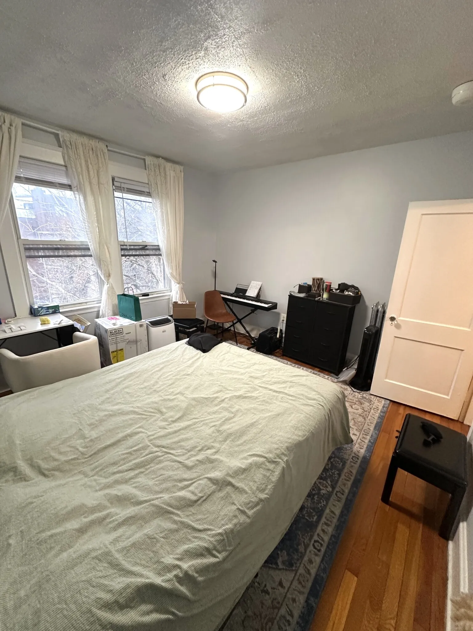 1 bed, 1 bath apartment for rent at 26 Chiswick Rd Unit 18, Brighton — photo 19 of 20