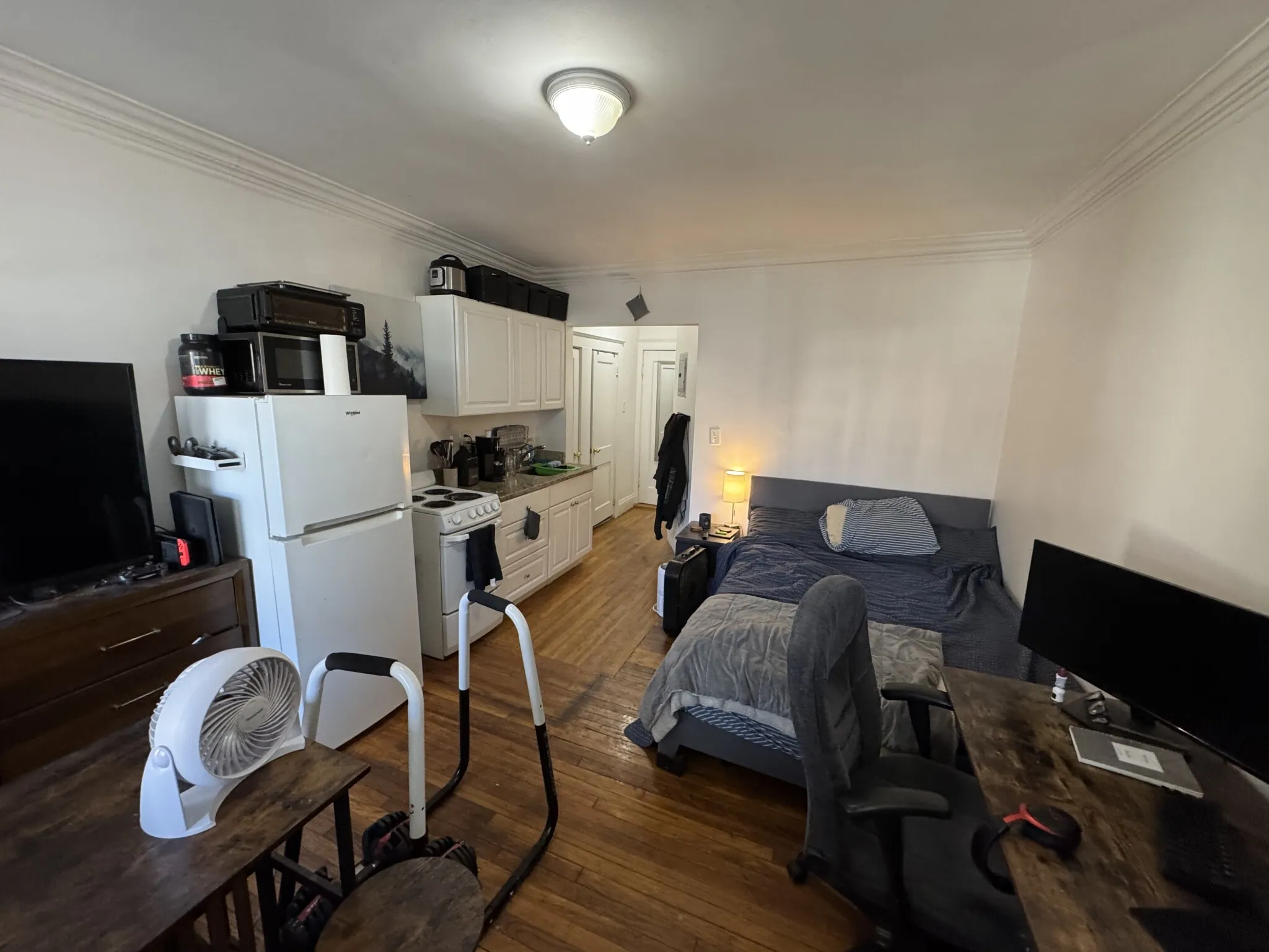 Studio bed, 1 bath apartment for rent at 26 Chiswick Rd Unit 4, Brighton — photo 7 of 29