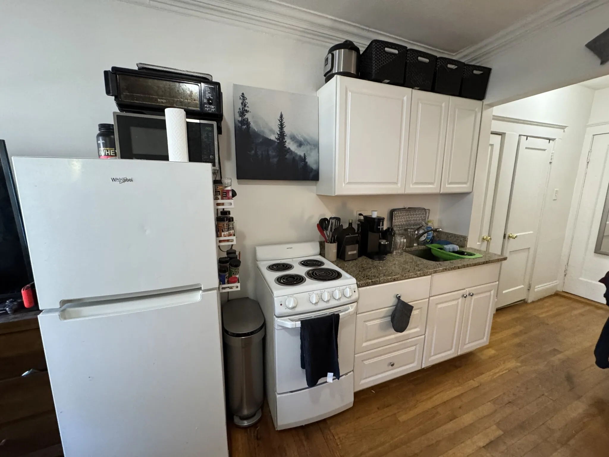 Studio bed, 1 bath apartment for rent at 26 Chiswick Rd Unit 4, Brighton — photo 9 of 29