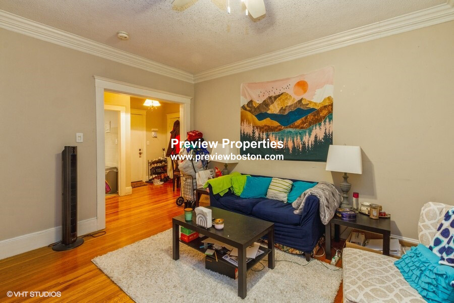 3 bed, 1 bath apartment for rent at 26 Chiswick Rd Unit 8, Brighton — photo 26 of 33