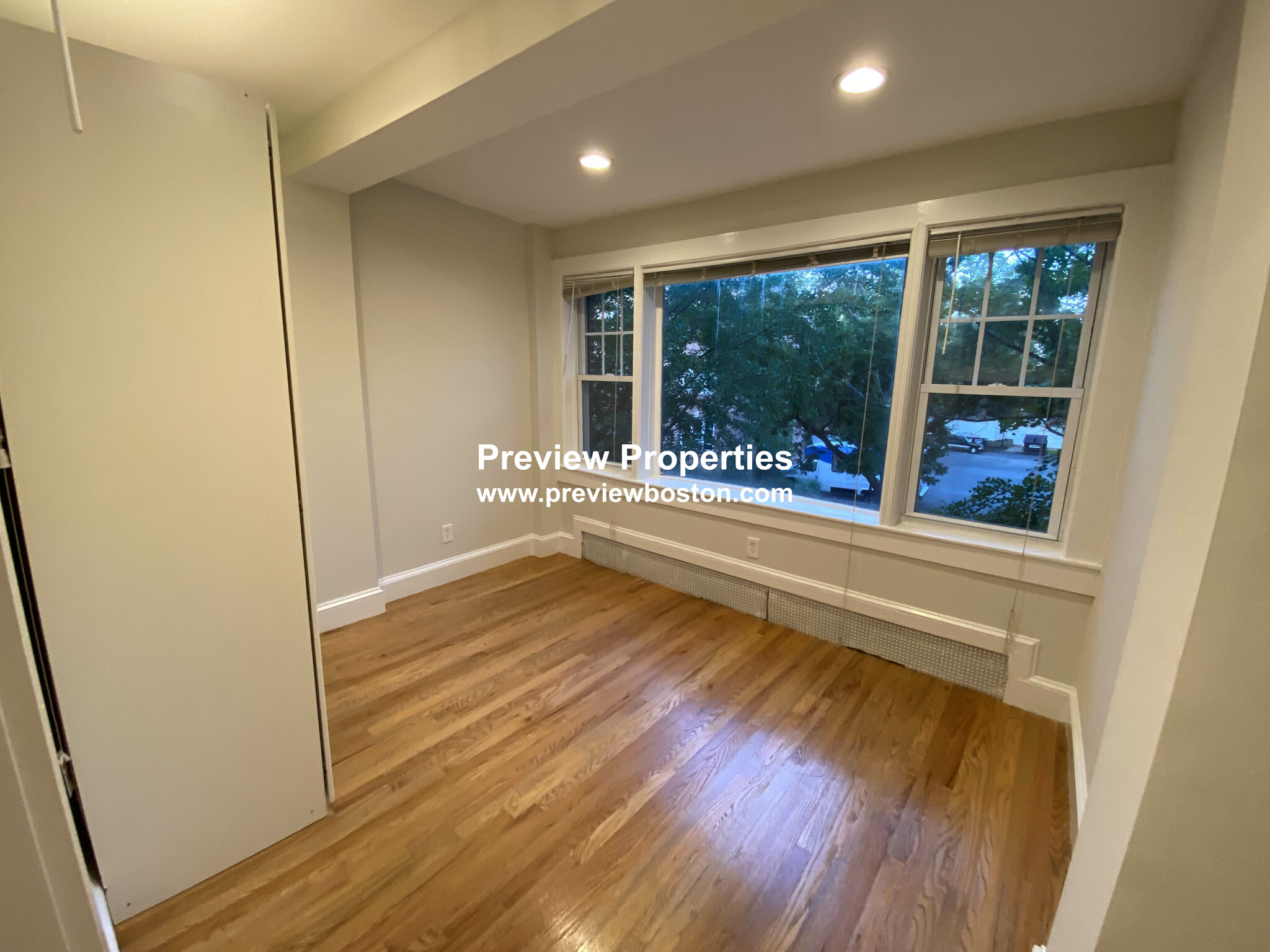 3 bed, 1 bath apartment for rent at 26 Chiswick Rd Unit 8, Brighton — photo 21 of 33