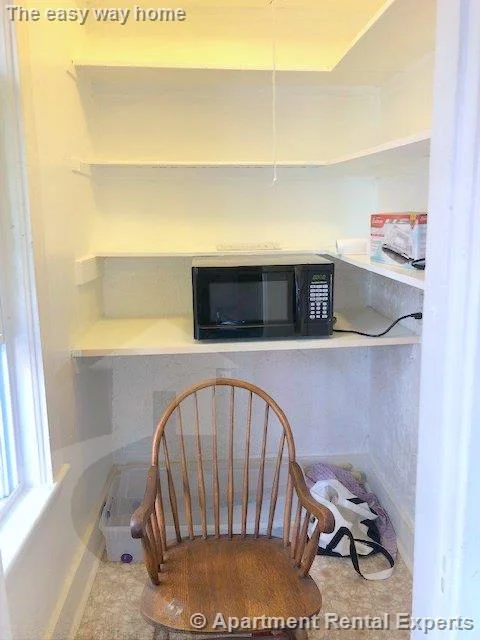 2 bed, 1 bath apartment for rent at 26 Claremon St Unit 1, Davis Square — photo 4 of 8