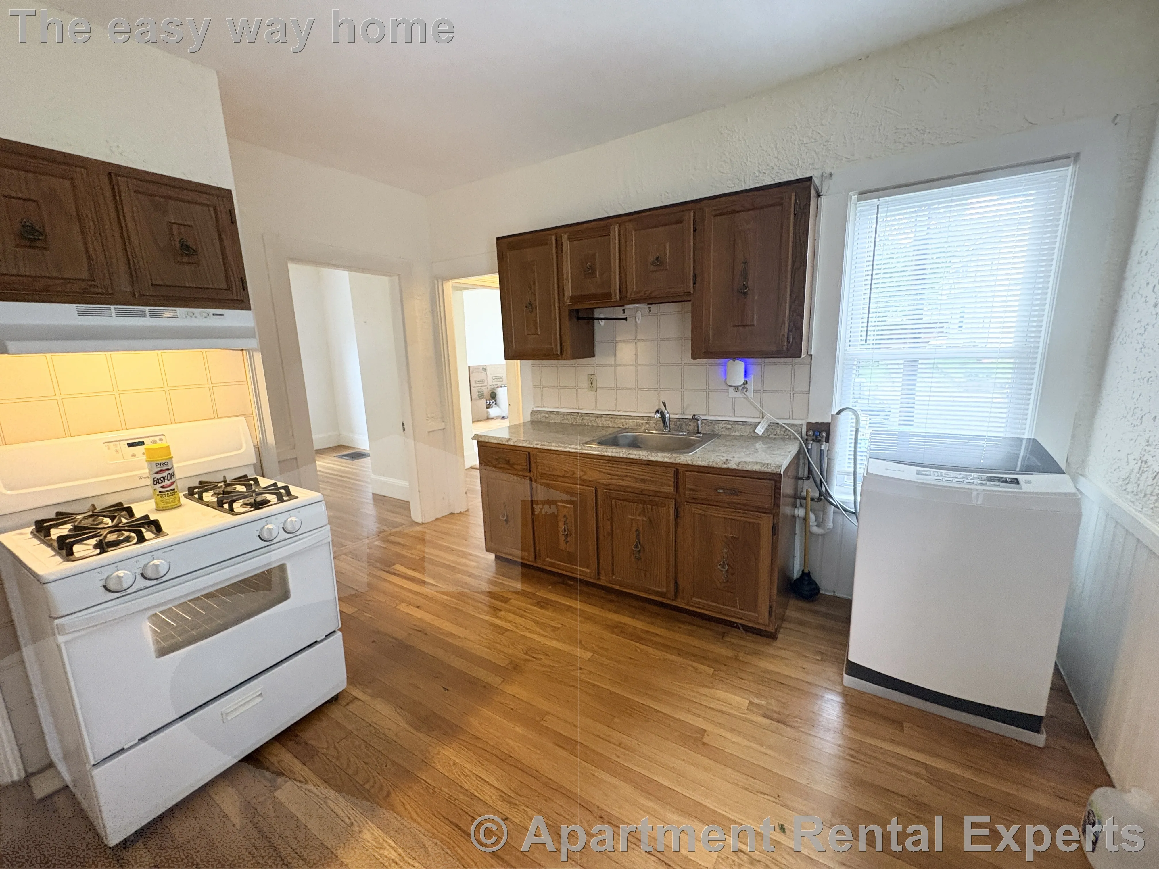 2 bed, 1 bath apartment for rent at 26 Claremon St Unit 1, Davis Square — photo 4 of 13