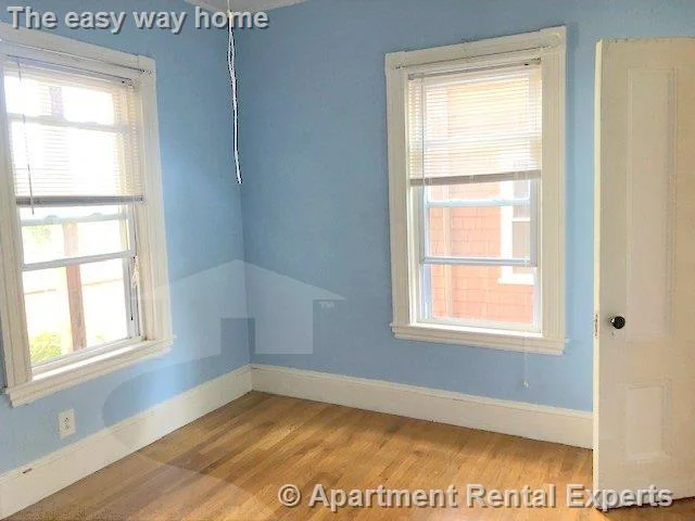 2 bed, 1 bath apartment for rent at 26 Claremon St Unit 1, Davis Square — photo 5 of 8