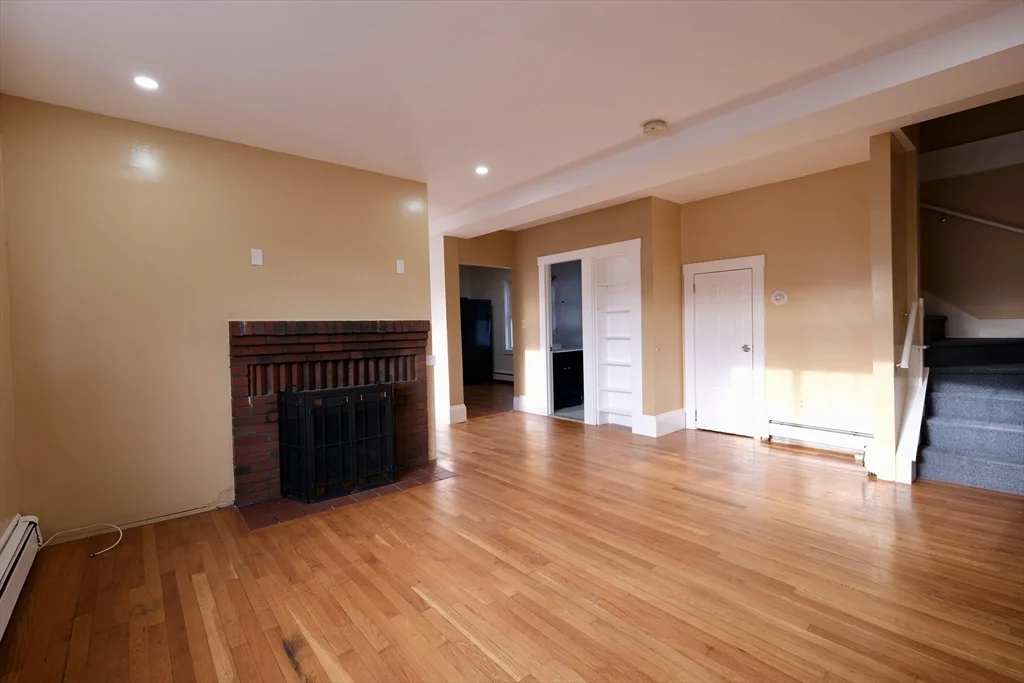 4 bed, 2 bath apartment for rent at 26 Cleveland St Unit A, Dedham — photo 12 of 28