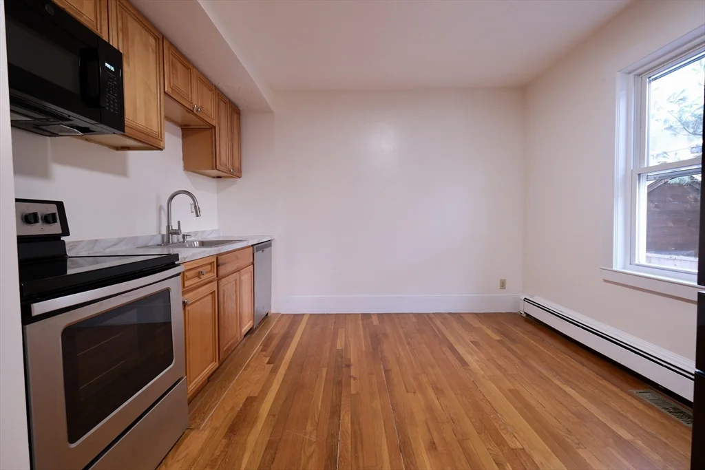 4 bed, 2 bath apartment for rent at 26 Cleveland St Unit A, Dedham — photo 7 of 28