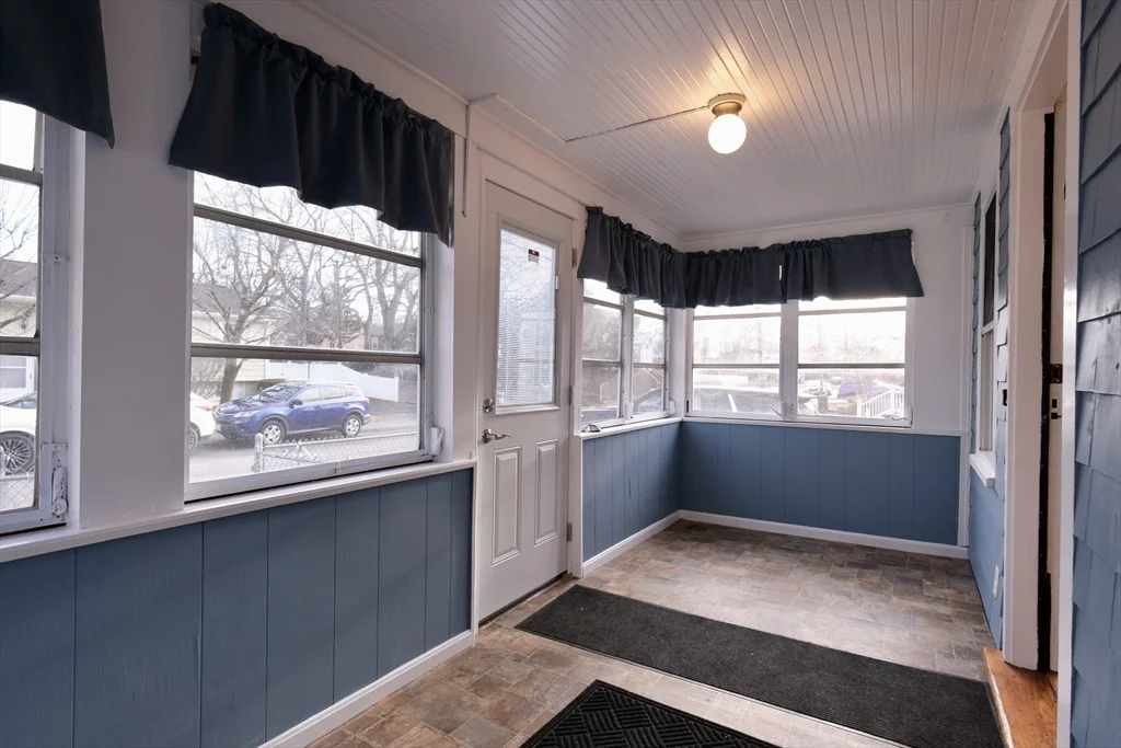4 bed, 2 bath apartment for rent at 26 Cleveland St Unit A, Dedham — photo 27 of 28