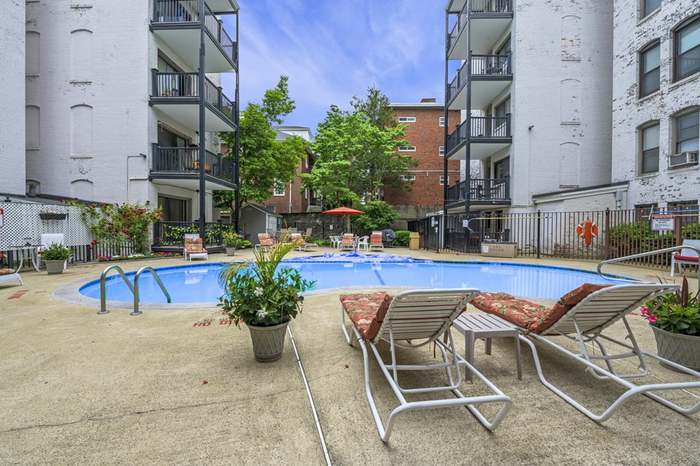 1 bed, 1 bath apartment for rent at 26 Commonwealth Ter Unit 12AA, Brighton — photo 7 of 9