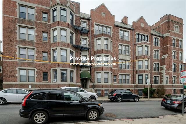 1 bed, 1 bath apartment for rent at 26 Commonwealth Ter Unit 14P, Brighton — photo 11 of 13
