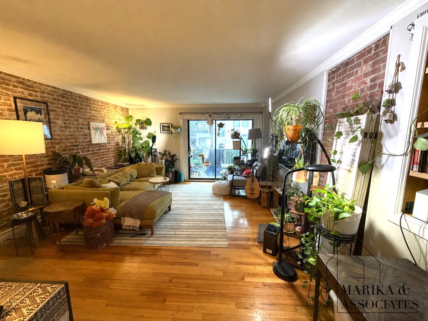 1 bed, 1 bath apartment for rent at 26 Commonwealth Ter Unit 15, Brighton — photo 2 of 10